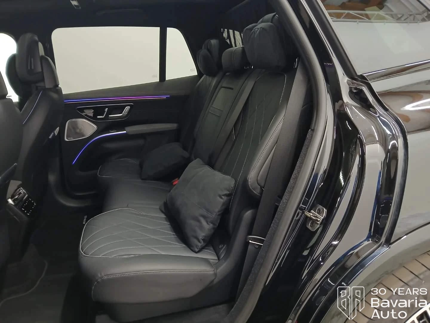 Mercedes-Benz EQS 450 4Matic AMG Line - изображение 9