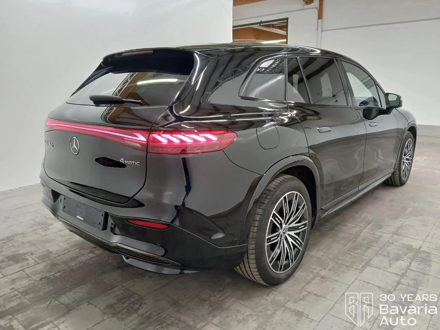 Mercedes-Benz EQS 450 4Matic AMG Line - изображение 3