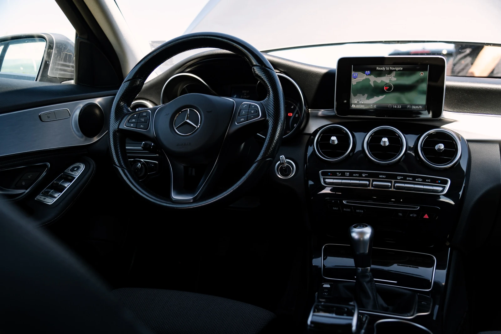 Mercedes-Benz C 200  - изображение 7