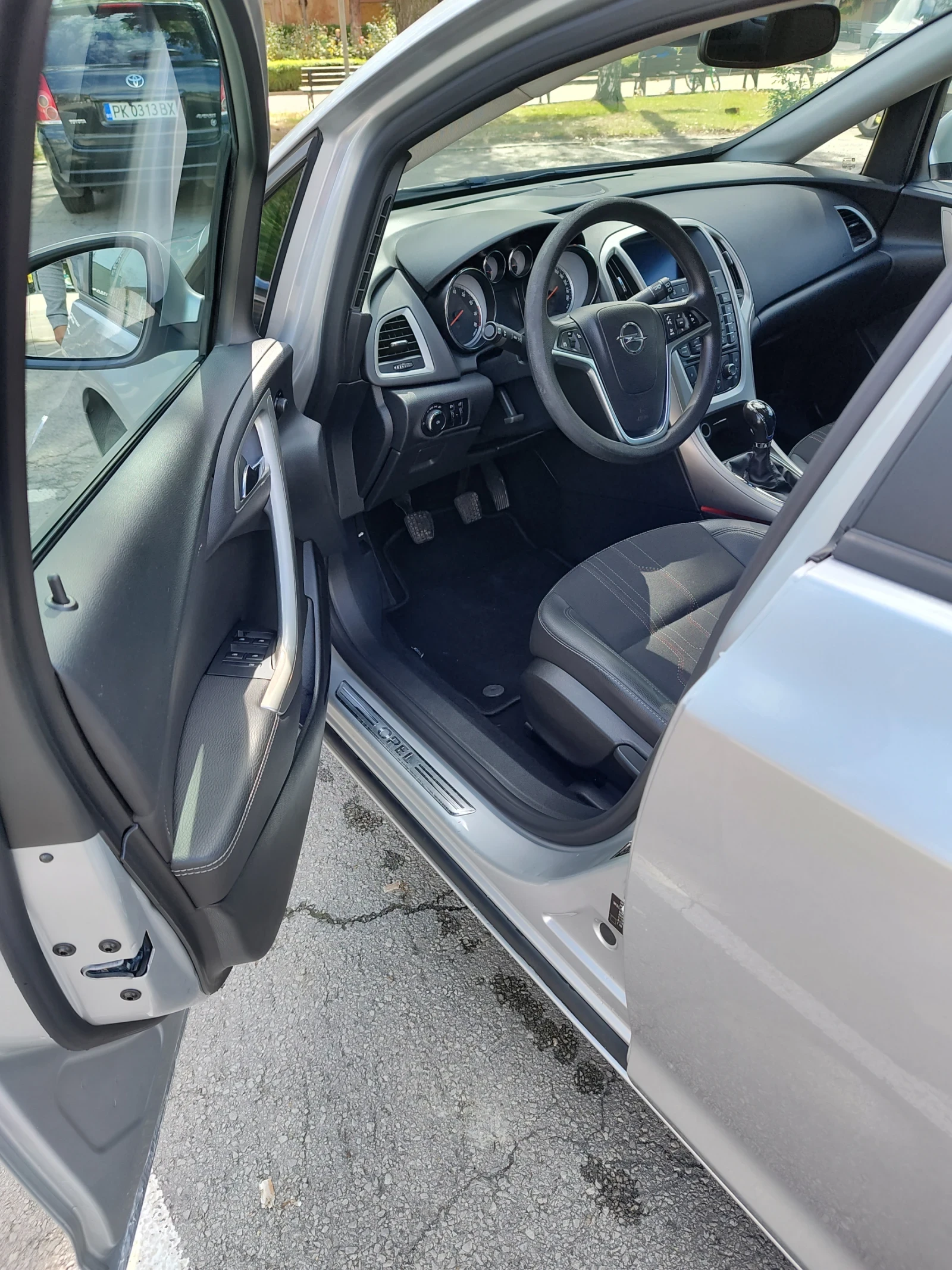 Opel Astra  - изображение 8