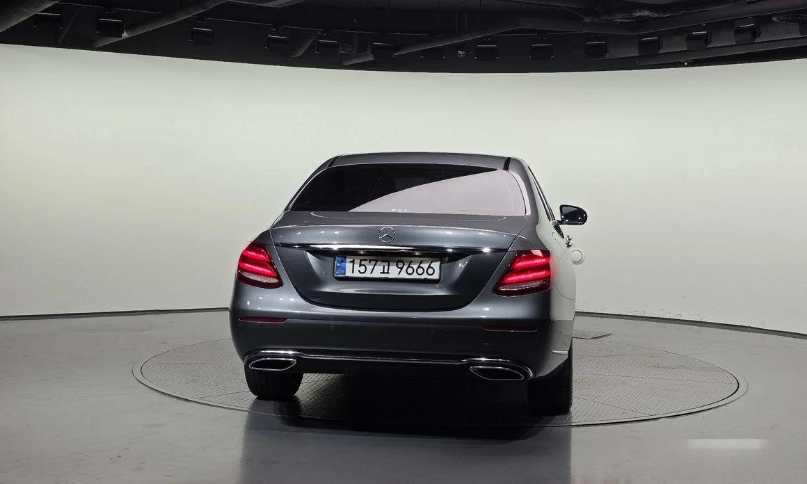 Mercedes-Benz E 220 E220d Exclusive  * НАЙ-ДОБРА ЦЕНА В БЪЛГАРИЯ*  - изображение 4