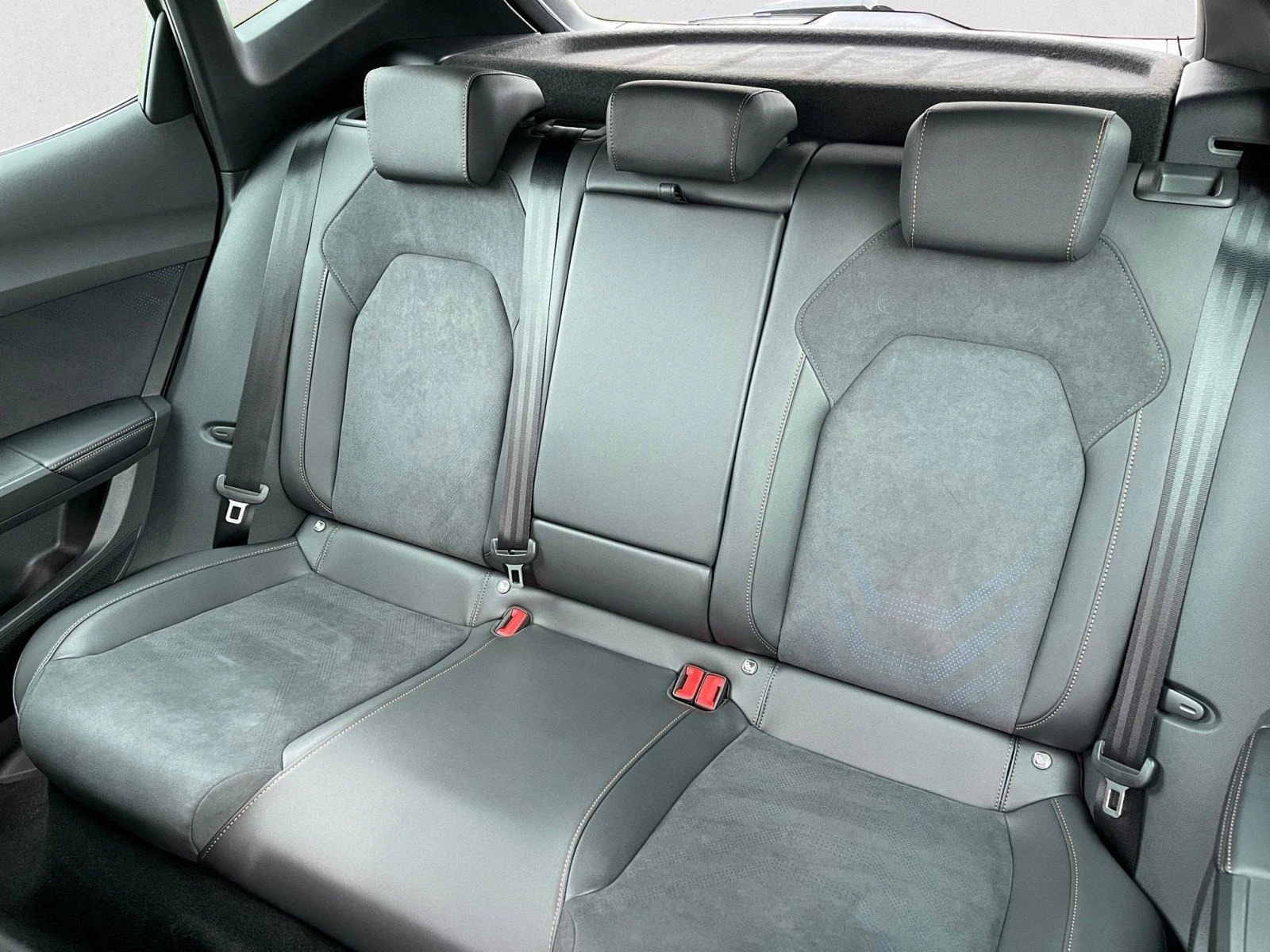 Cupra Formentor VZ* FACELIFT* AWD* MEMORY* DISTR* KEYLESS* LED* CA | Mobile.bg   11