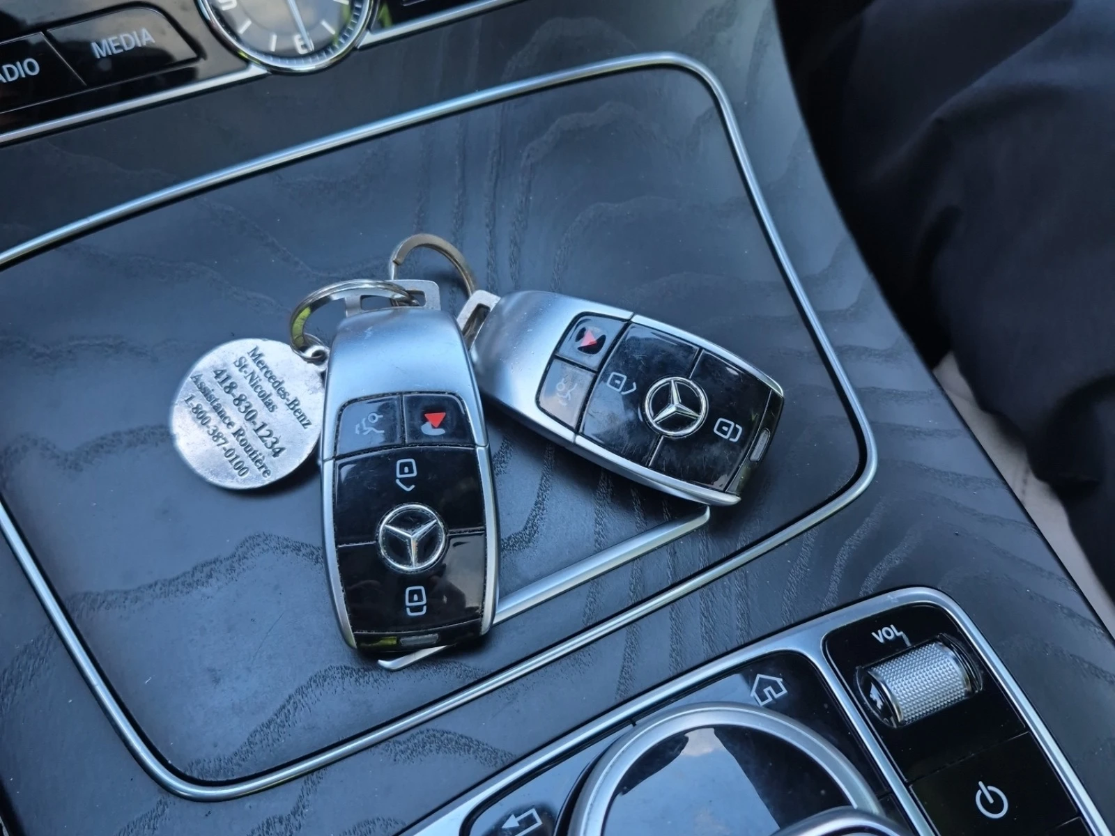 Mercedes-Benz E 450 * * CARFAX * * АВТО КРЕДИТ * *  - изображение 10