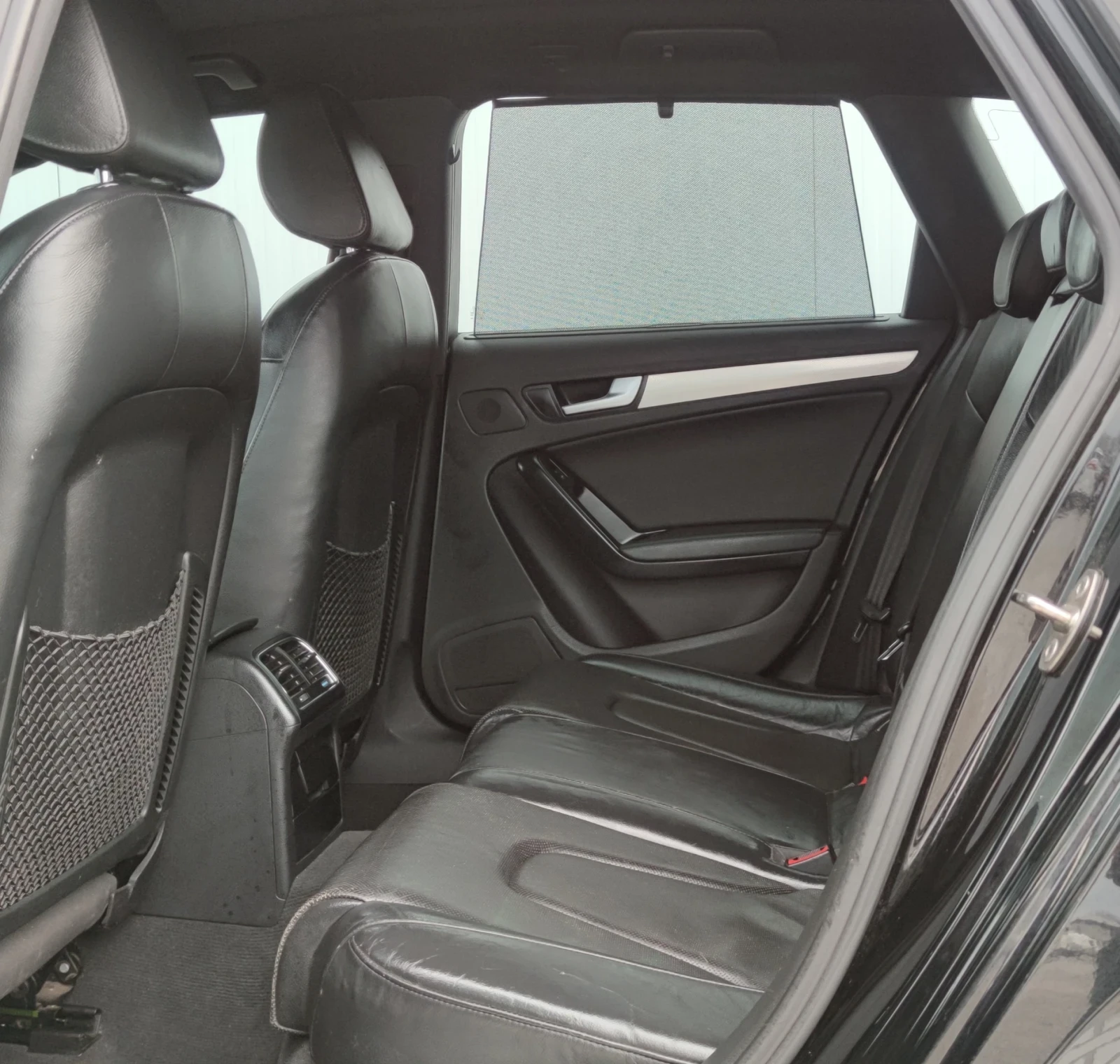 Audi A4 2.0TDI, снимка 10 - Автомобили и джипове - 53978560