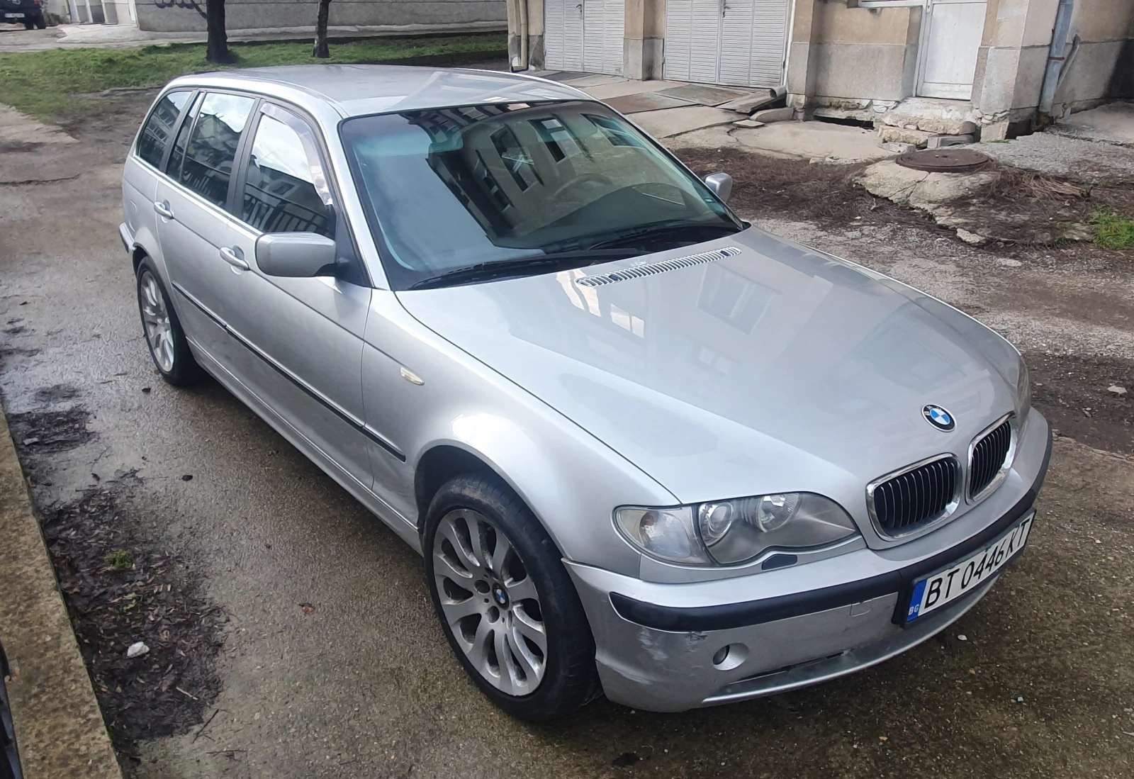 BMW 330 XI, снимка 3 - Автомобили и джипове - 54027434
