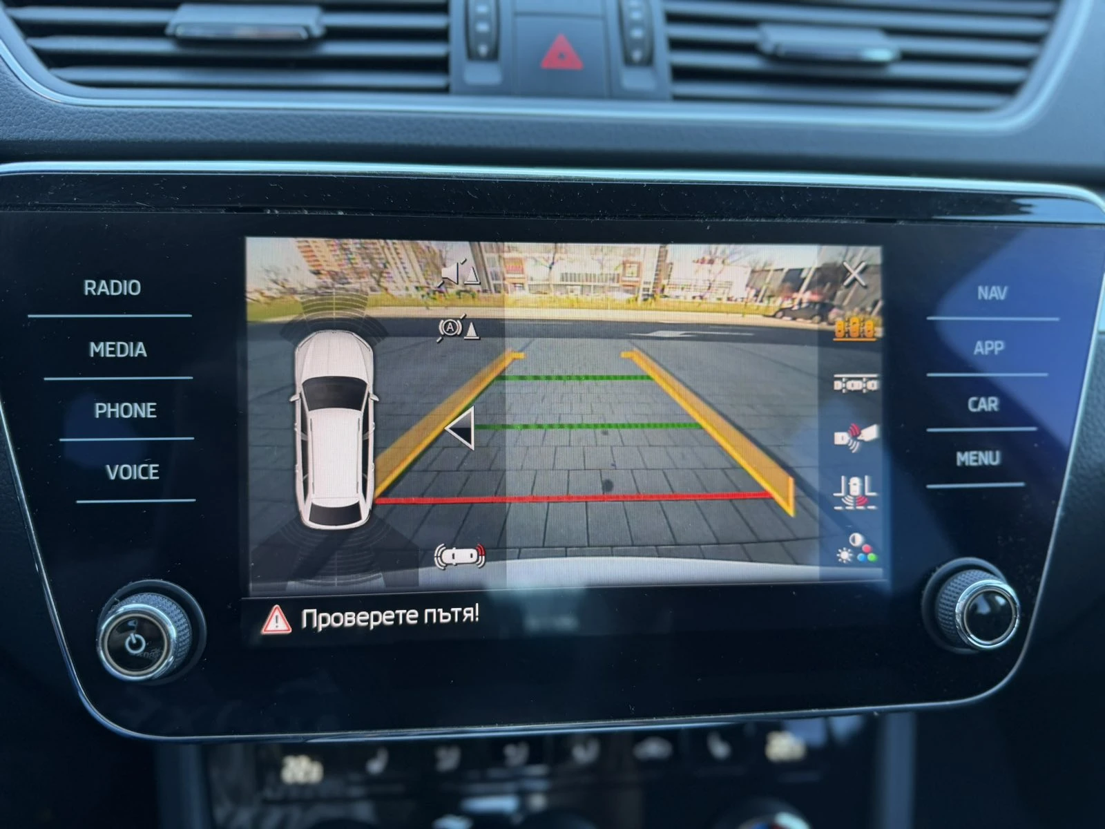 Skoda Superb Matrix Facelift, снимка 16 - Автомобили и джипове - 54114942