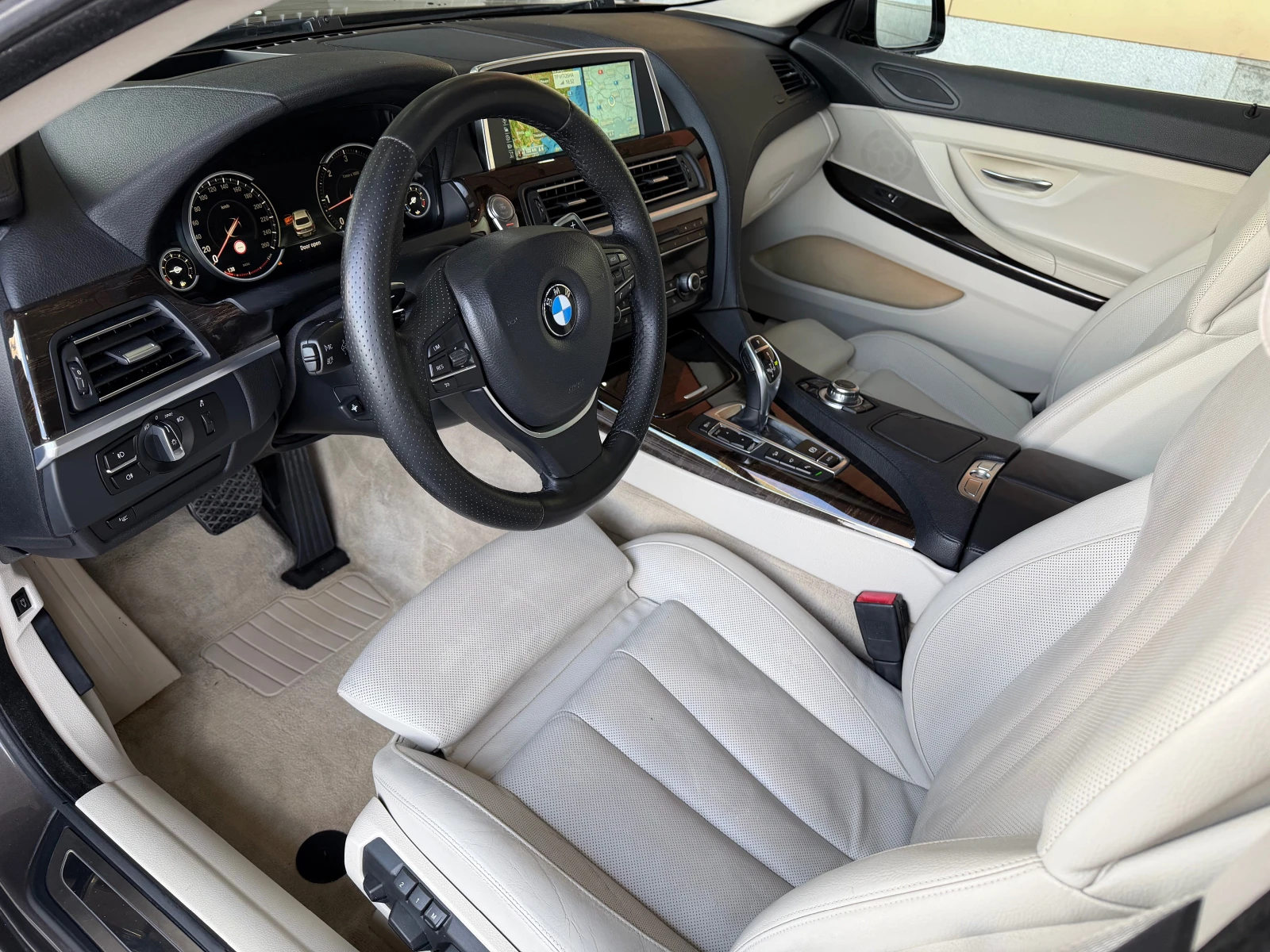BMW 640 d Xdrive * PANO* OBDUH* VAKUUM* Cam360* HUD* KeyLe, снимка 9 - Автомобили и джипове - 54114698