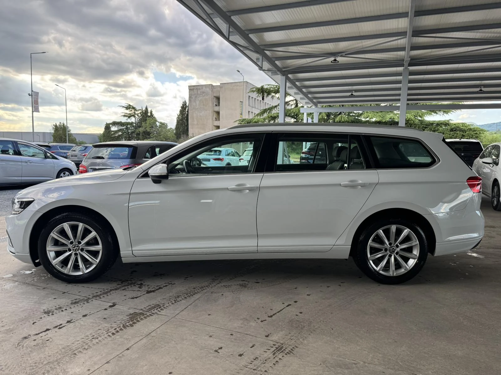 VW Passat 2.0TDI* 150ps* DISTRONIC* ����* ������* LED | Mobile.bg � ����������� 2