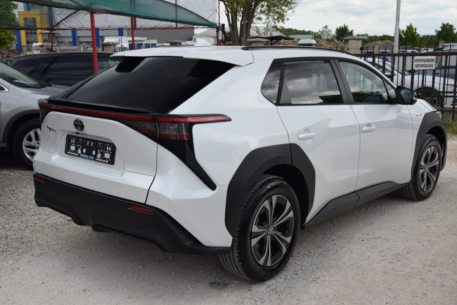Toyota bZ4X 73kw 204 hp, снимка 5 - Автомобили и джипове - 54653671
