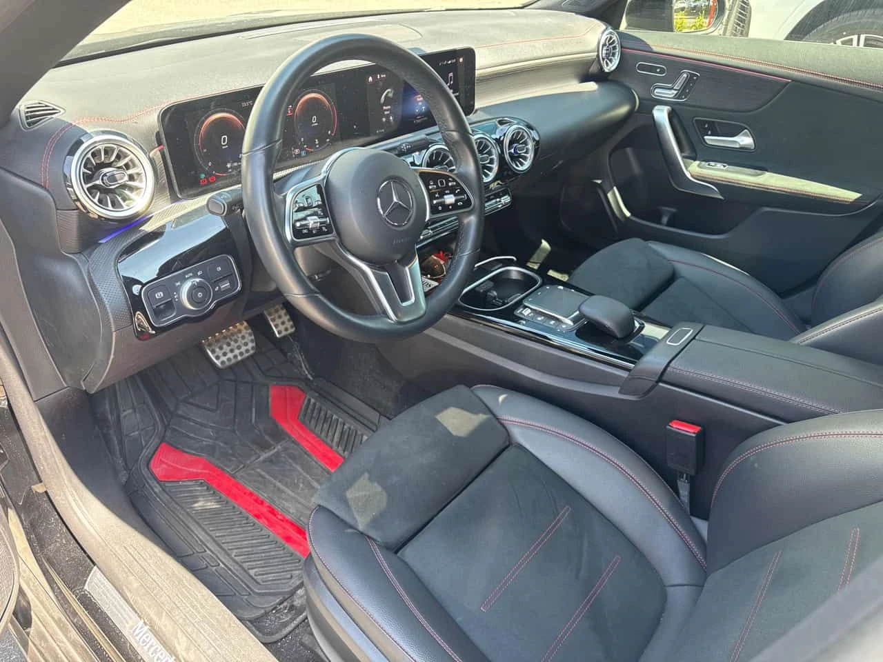 Mercedes-Benz CLA 250 | DISTRONIC| ПОДГРЕВИ| ШИБИДАХ| CARFAX| АВТОКРЕДИТ, снимка 10 - Автомобили и джипове - 54744856