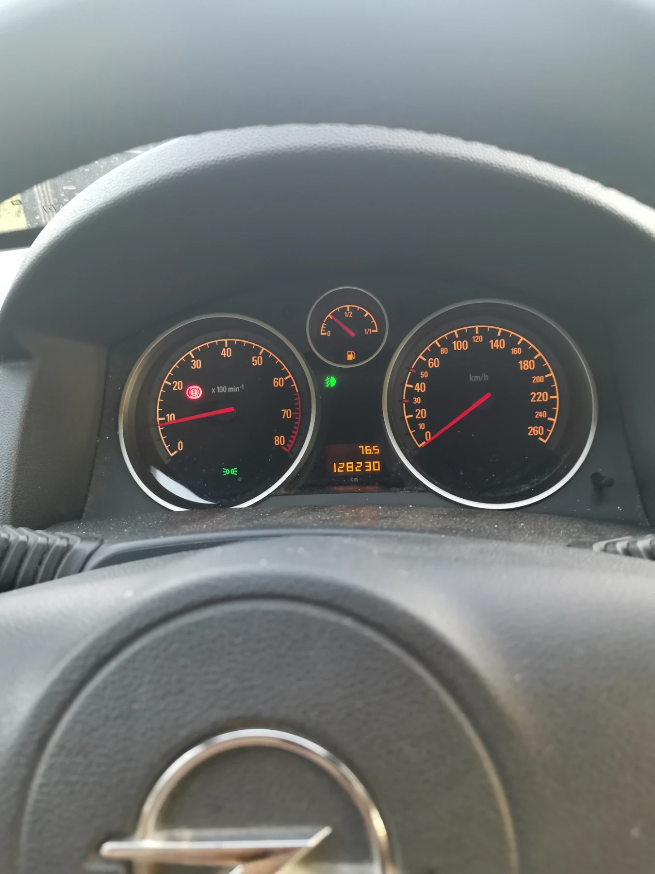Opel Astra 1.6 115ps benzin, снимка 11 - Автомобили и джипове - 55095815