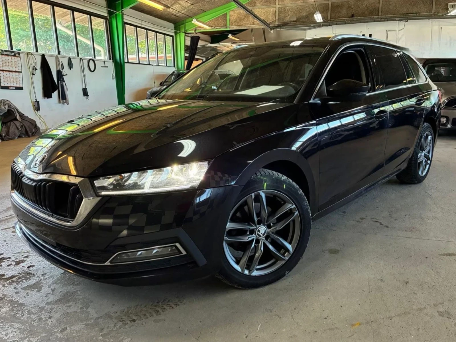 Skoda Octavia 2023 | 2.0TDI 150hp | DSG7 | Camera | Keyless