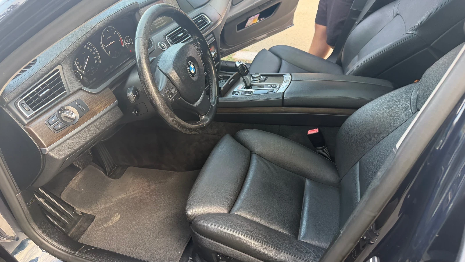 BMW 730 730LD TOП!!!, снимка 14 - Автомобили и джипове - 55603503