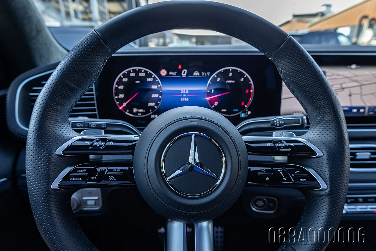 Mercedes-Benz GLS 450 4M 2xAMG MANUFAKTUR EXCL 7 МЕСТЕН ПЕЧКА, снимка 15 - Автомобили и джипове - 55647189