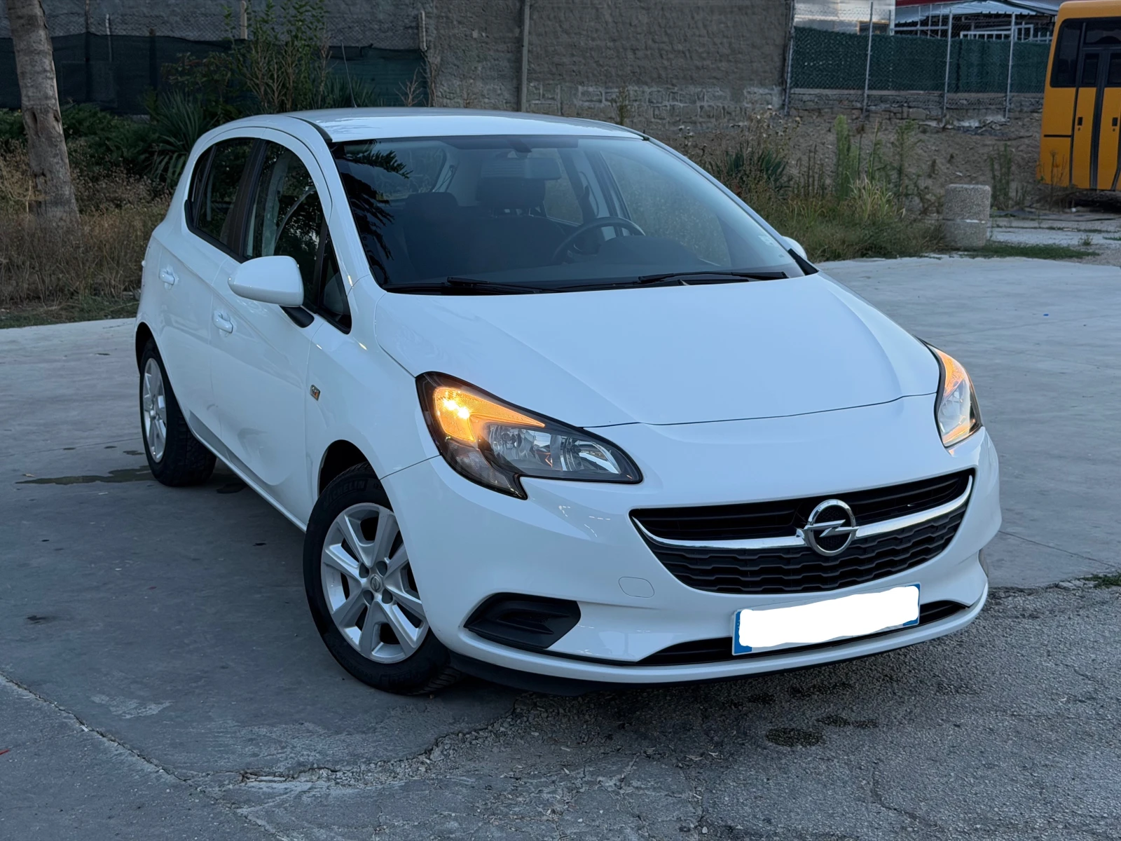 Opel Corsa 1.4I - 2018- ISOFIX- HILL HOLD- EURO6- BLUETOOTH, снимка 2 - Автомобили и джипове - 55907948