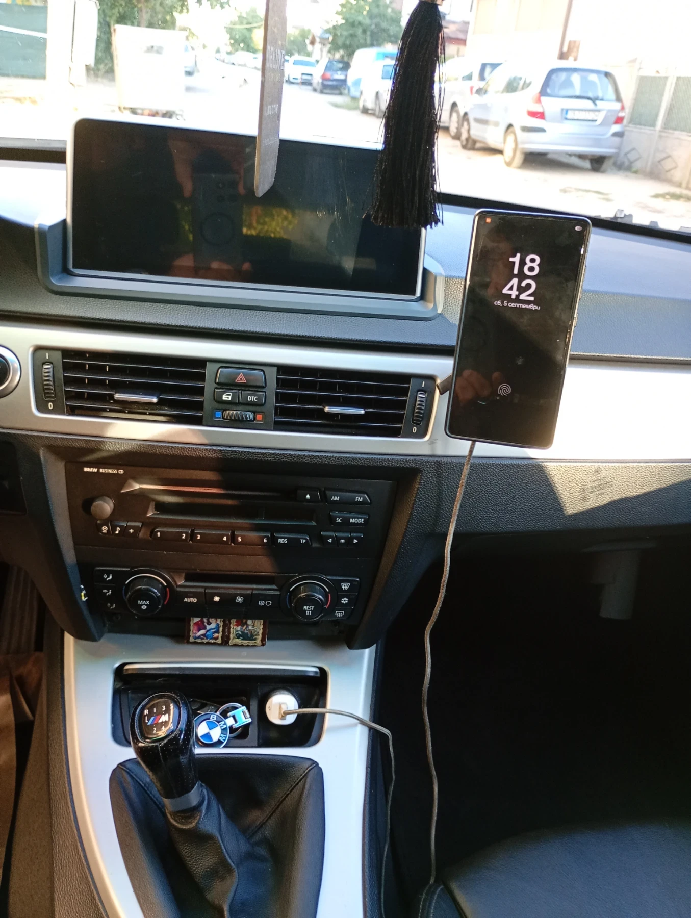 BMW 320 Е91, снимка 11 - Автомобили и джипове - 55963532