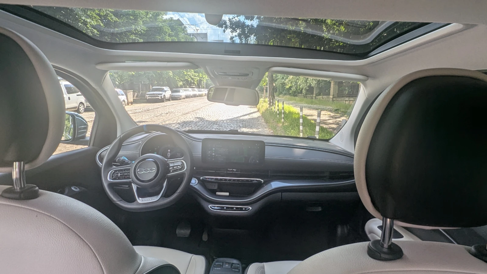 Fiat 500e La Prima, снимка 11 - Автомобили и джипове - 56021049