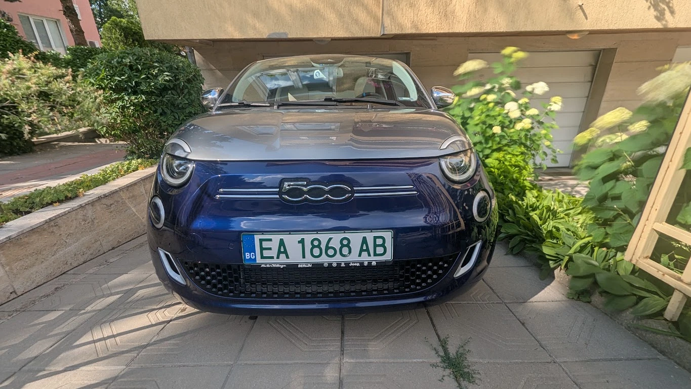 Fiat 500e La Prima, снимка 8 - Автомобили и джипове - 56021049