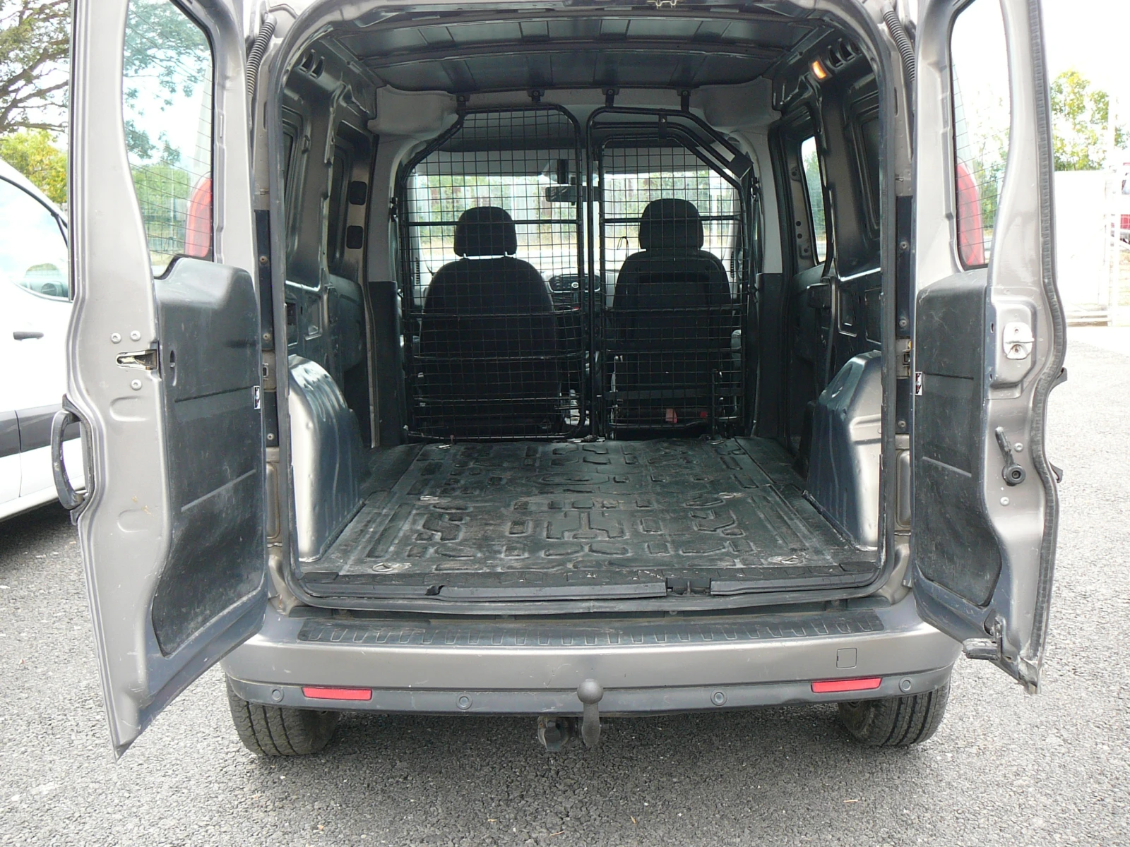 Opel Combo 2.0cdti MAXI. klima, снимка 5 - Автомобили и джипове - 56122011