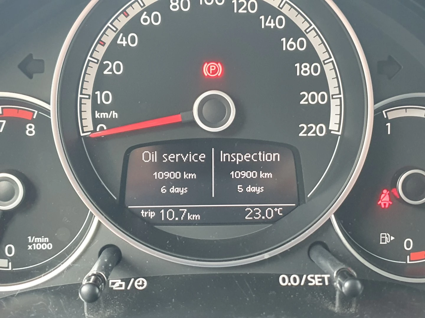 VW Up, снимка 15 - Автомобили и джипове - 56438867
