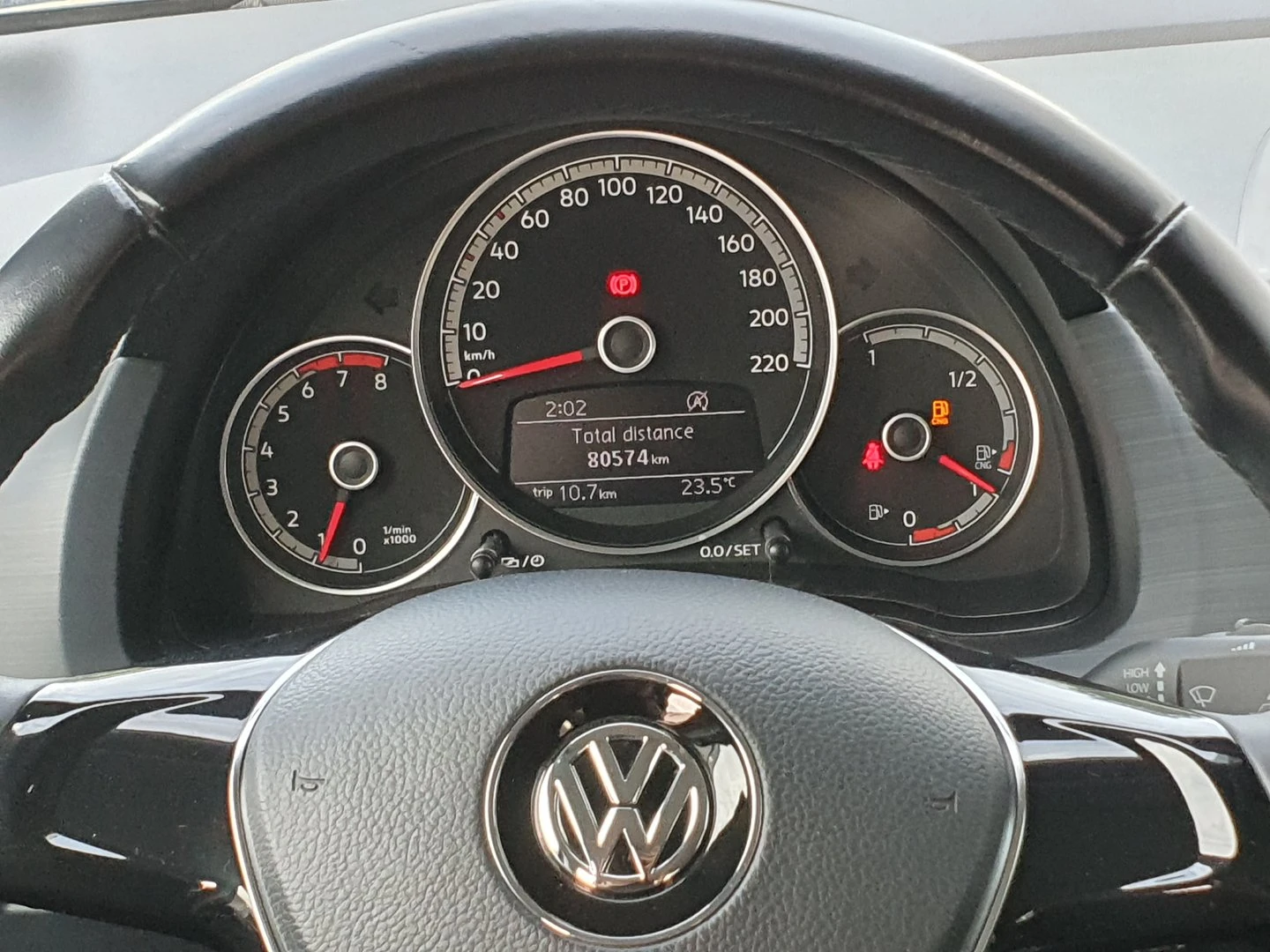 VW Up, снимка 7 - Автомобили и джипове - 56438867