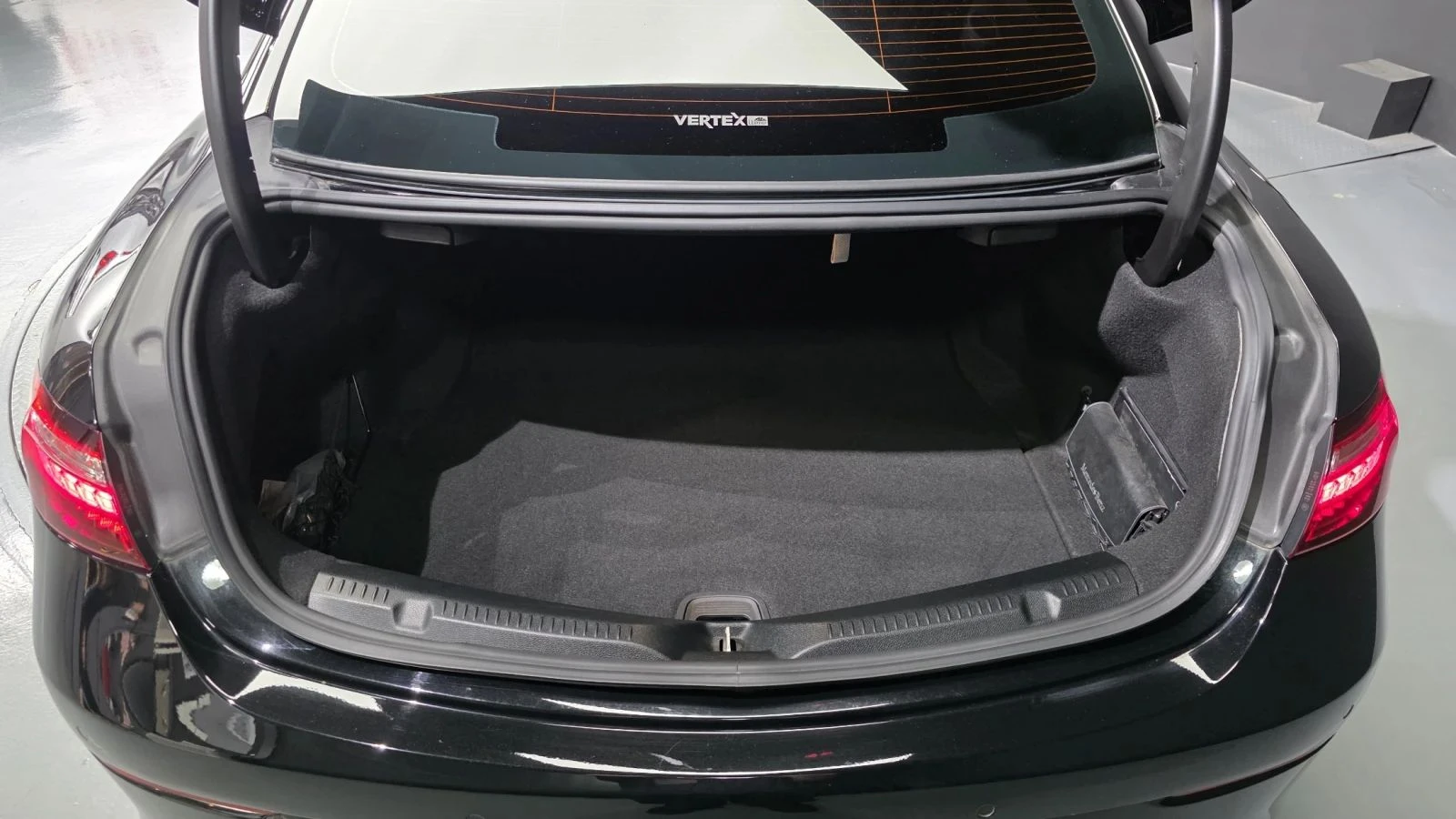 Mercedes-Benz E 53 AMG, снимка 17 - Автомобили и джипове - 56686731