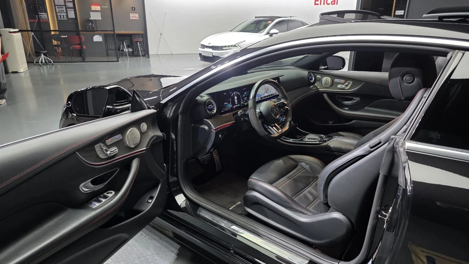 Mercedes-Benz E 53 AMG, снимка 10 - Автомобили и джипове - 56686731
