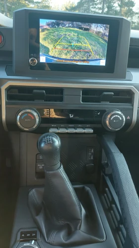 Toyota Tacoma TRD, снимка 10