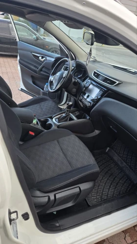 Nissan Qashqai 1.6 бензин, снимка 12