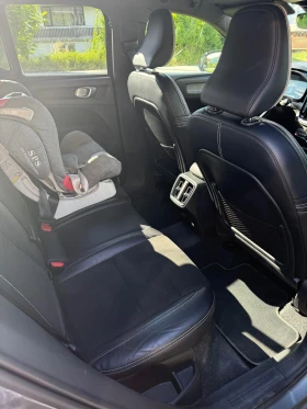 Volvo XC40, снимка 6