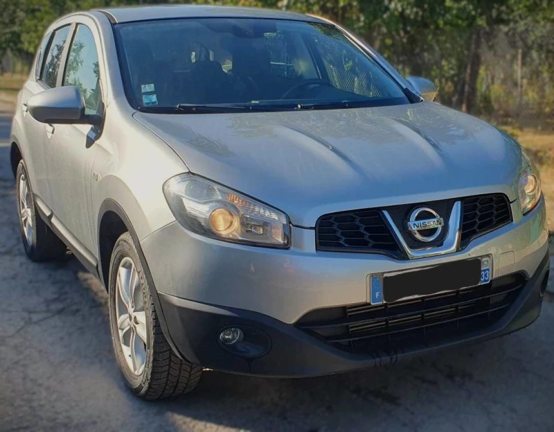 Nissan Qashqai, снимка 2 - Автомобили и джипове - 46910696