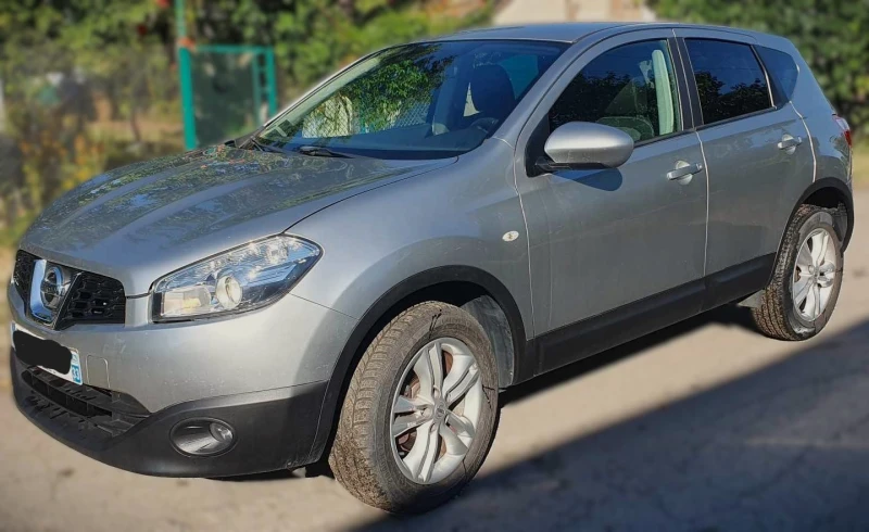 Nissan Qashqai, снимка 1 - Автомобили и джипове - 46910696