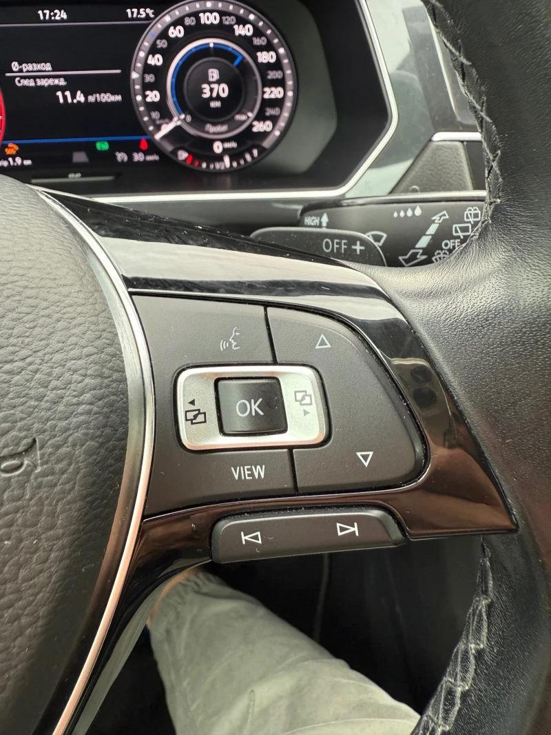 VW Tiguan 2.0 TDI* DIS* KAM* LONG* ПЕРФЕКТЕН!!!, снимка 13 - Автомобили и джипове - 50588868