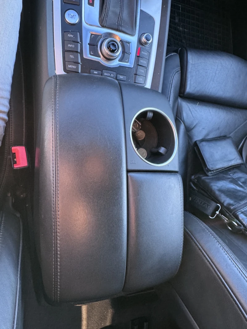 Audi Q7, снимка 13 - Автомобили и джипове - 51960065