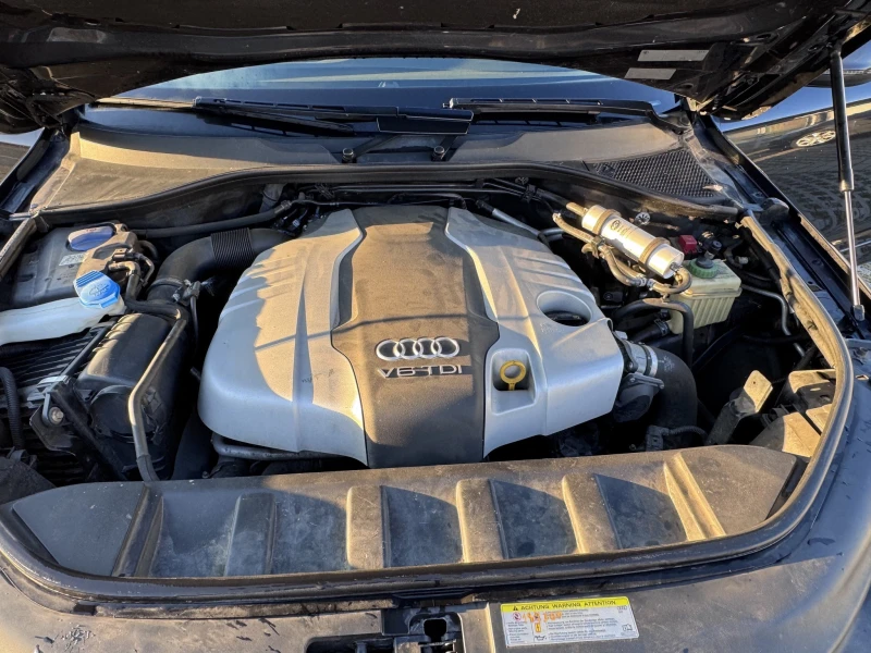 Audi Q7, снимка 17 - Автомобили и джипове - 51960065
