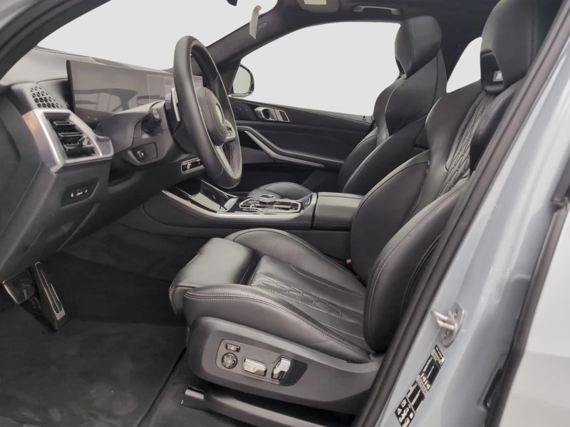 BMW X5 M60i/xDrive/EXCLUSIV/PANO/H&K/360/HEAD UP/LED/, снимка 6 - Автомобили и джипове - 52493997