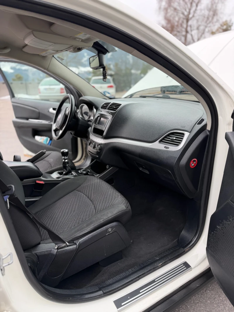 Fiat Freemont, снимка 9 - Автомобили и джипове - 53468314