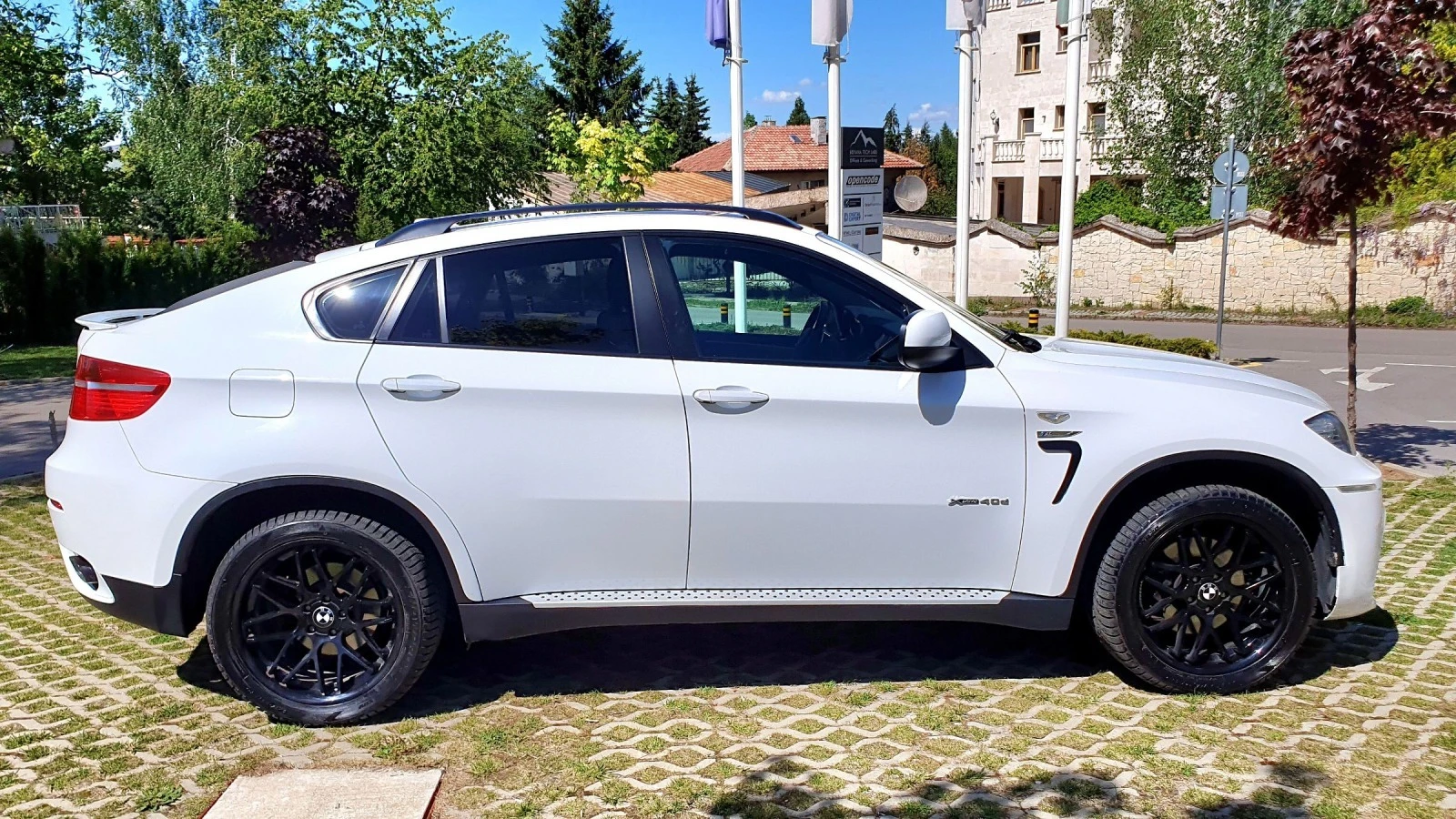 BMW X6 M40d - изображение 5