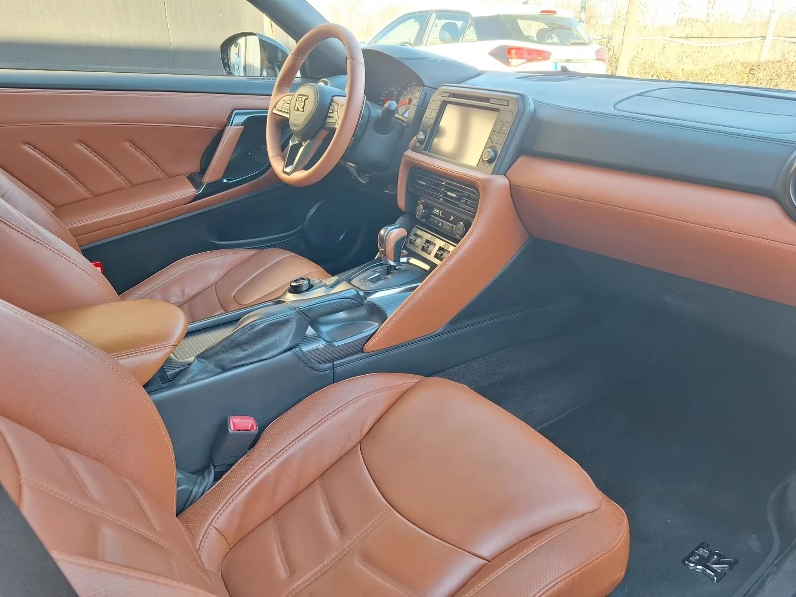 Nissan Gt-r Prestige Edition  - изображение 8