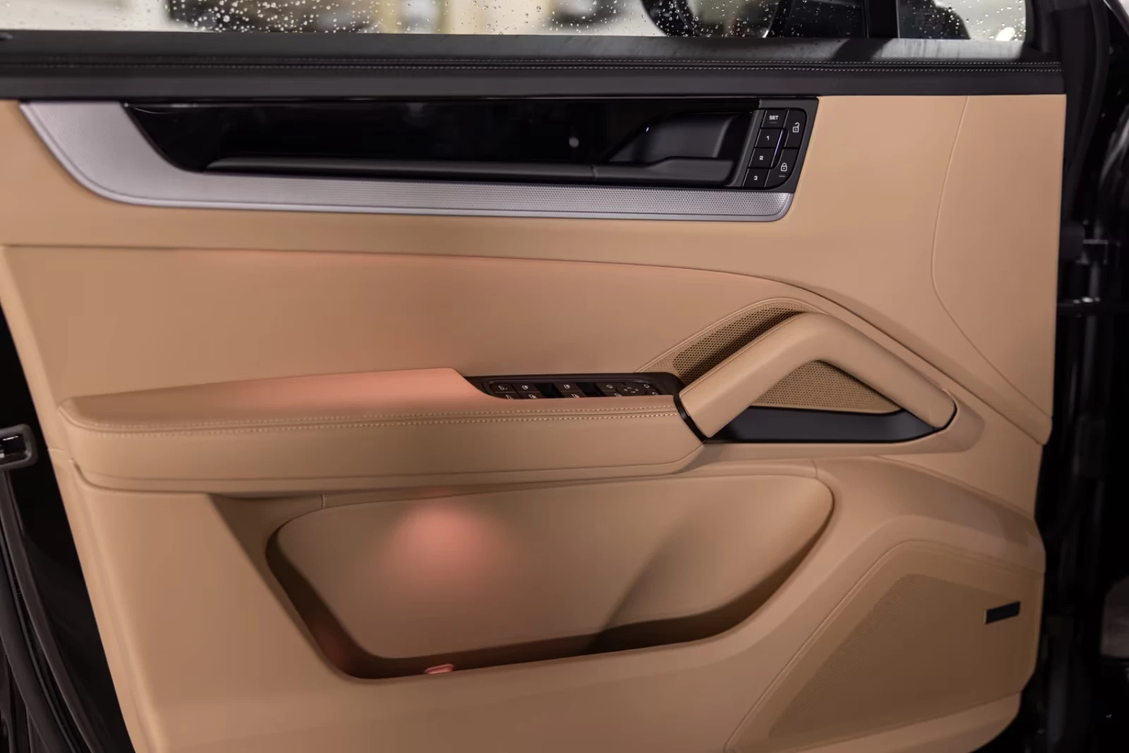 Porsche Cayenne S Coupe* HuD* Pano* BOSE* Matrix - изображение 10