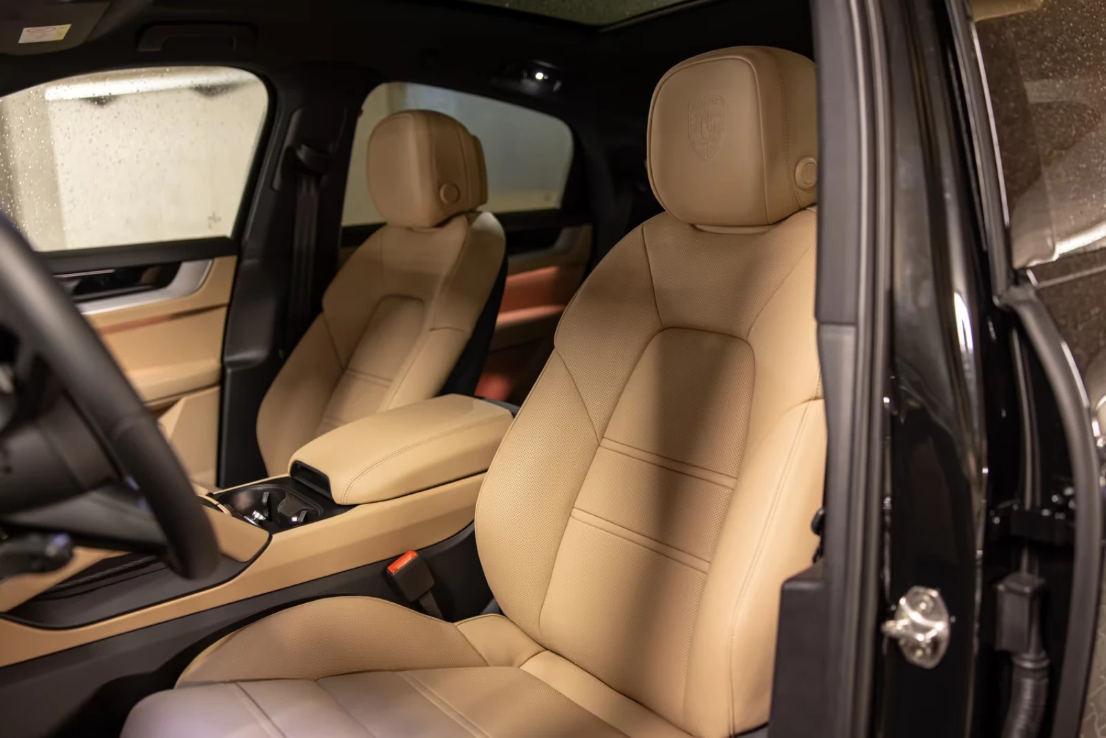 Porsche Cayenne S Coupe* HuD* Pano* BOSE* Matrix - изображение 9