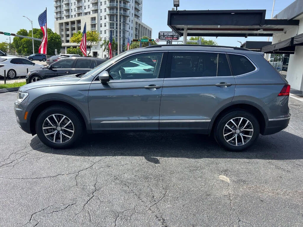 VW Tiguan R-Line HeadUp* АвтоКредит* (ЦЕНА ДО БГ) - изображение 2