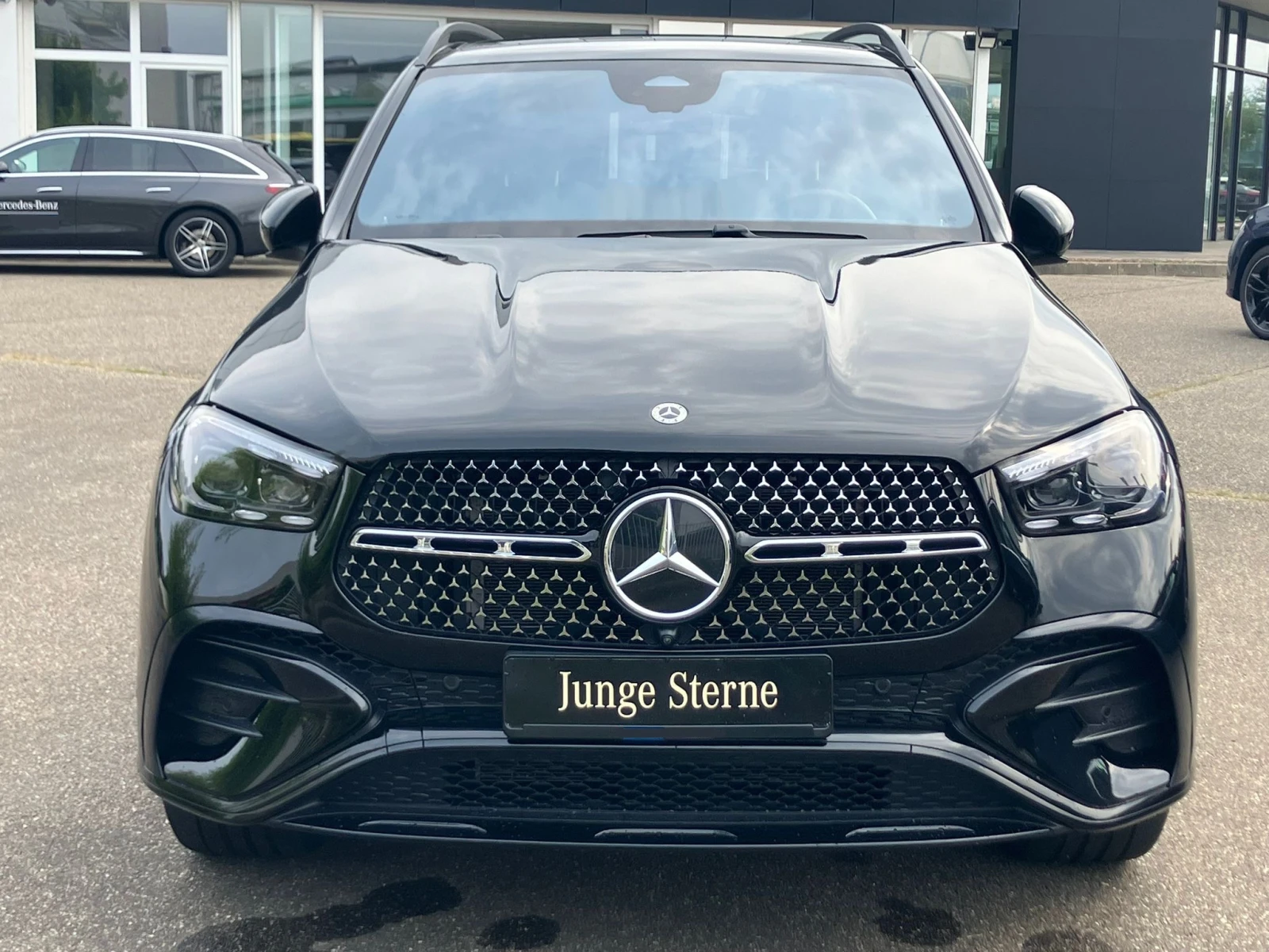 Mercedes-Benz GLE 580 AMG FACELIFT 6+ 1 МЕСТА ЛИЗИНГ - изображение 2