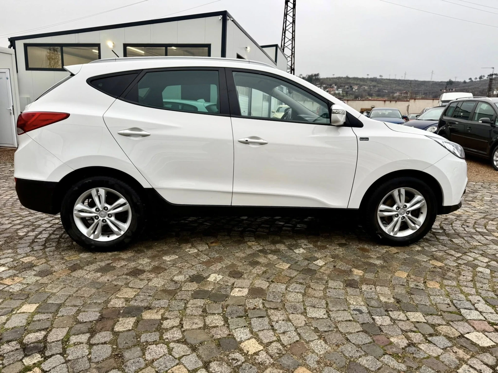 Hyundai IX35 2.0 АВТОМАТИК - изображение 6