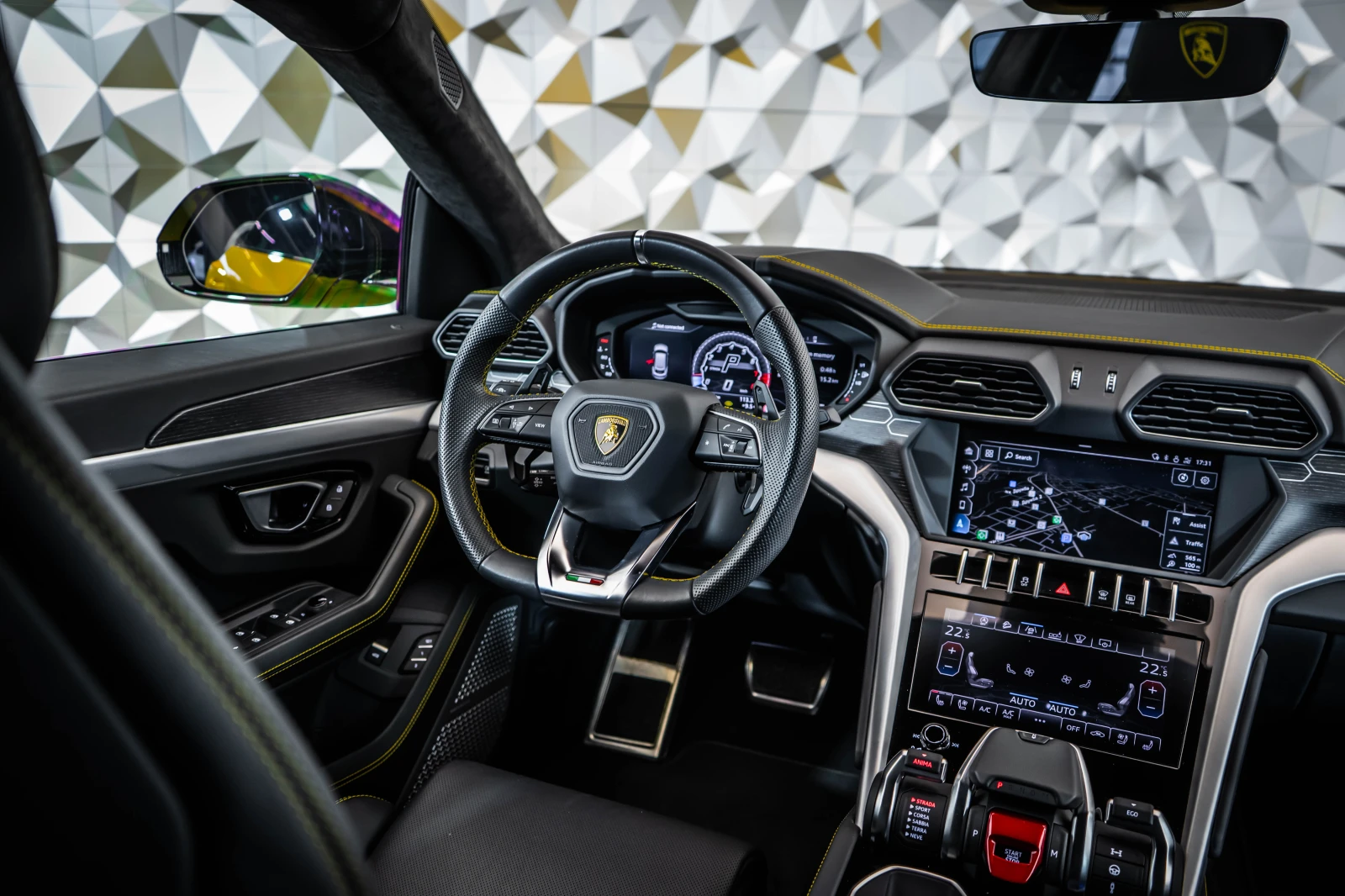 Lamborghini Urus Giallo Auge* B&O - изображение 10