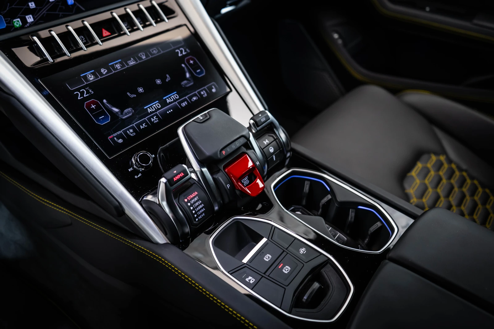 Lamborghini Urus Giallo Auge* B&O - изображение 9