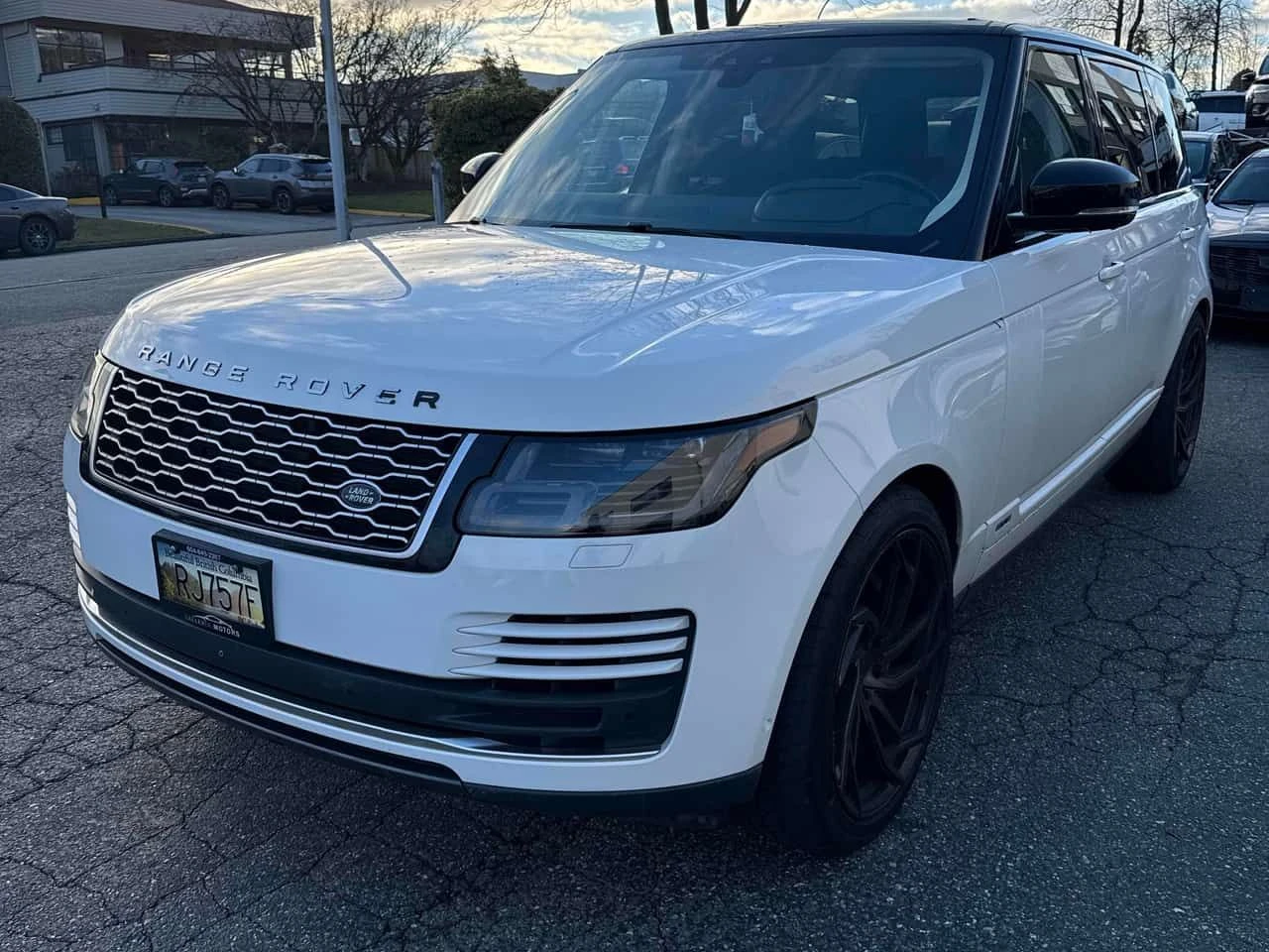 Land Rover Range rover * V8 Supercharged LWB * CARFAX * БЕЗ ПЪРВОНАЧАЛНА 