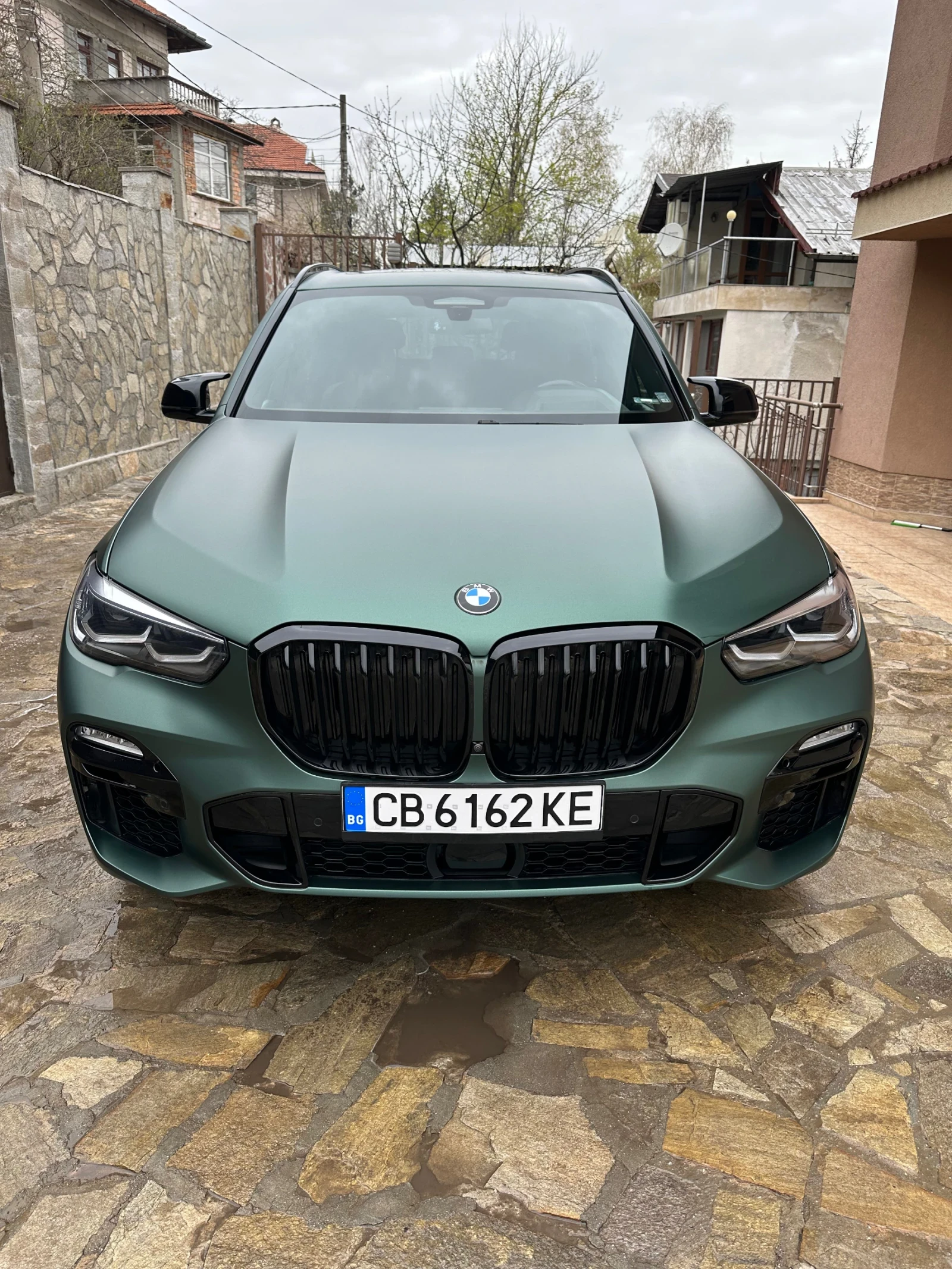 BMW X5 ГАРАНЦИЯ до 16.03.2027 г. ;Фолио зелен мат, снимка 2 - Автомобили и джипове - 53962853