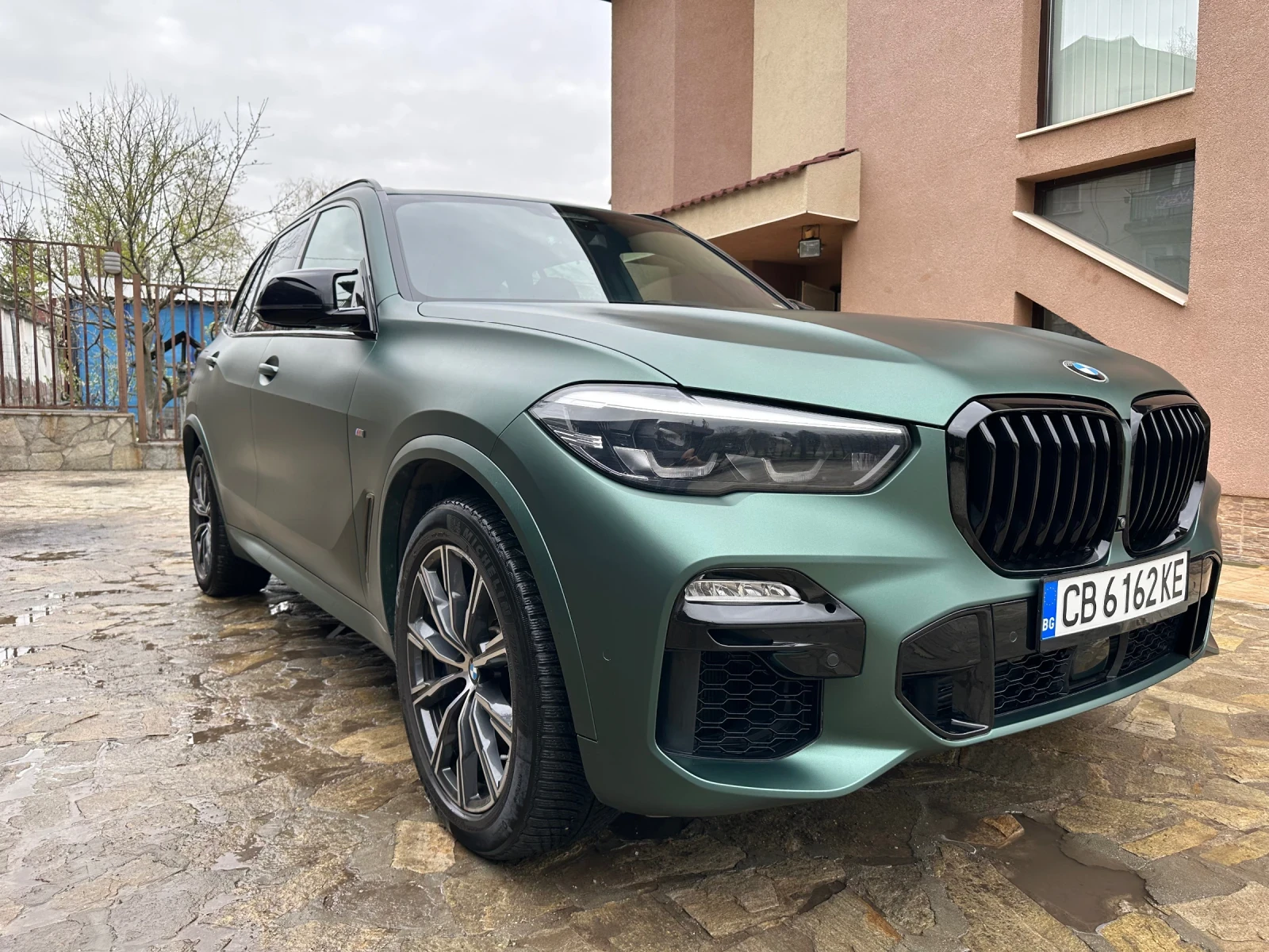BMW X5 ГАРАНЦИЯ до 16.03.2027 г. ;Фолио зелен мат, снимка 4 - Автомобили и джипове - 53962853