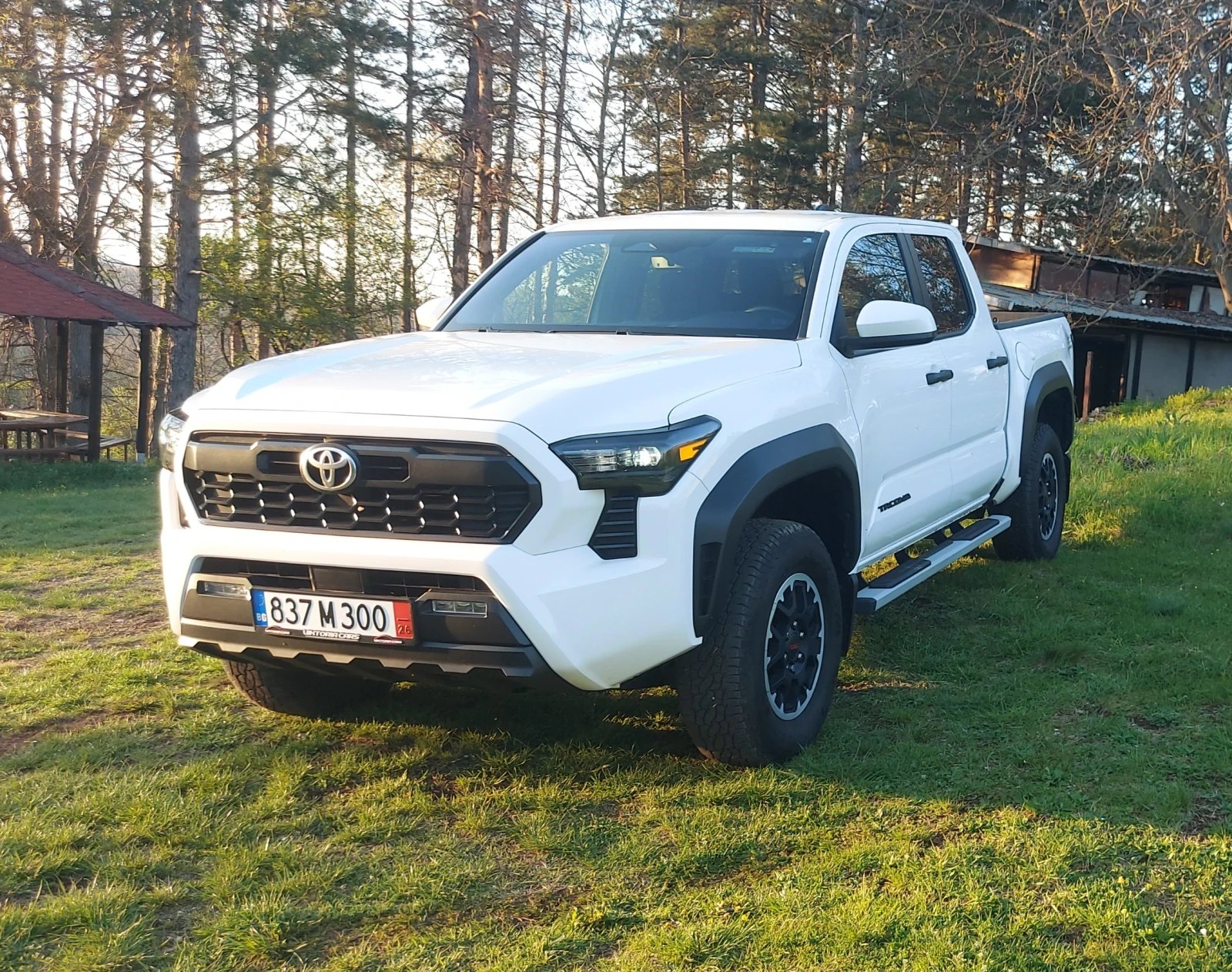 Toyota Tacoma TRD, снимка 2 - Автомобили и джипове - 54240005